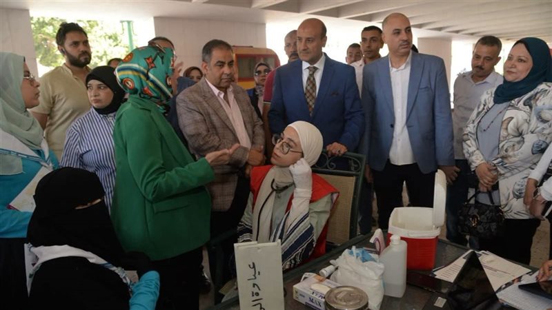 محافظ أسيوط 