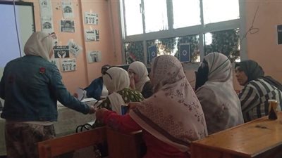 محاضرة تثقيفية بالسويس تسلط الضوء على دور المرأة في ثورة 30 يونيو