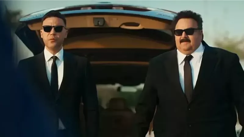 فيلم صقر وكناريا