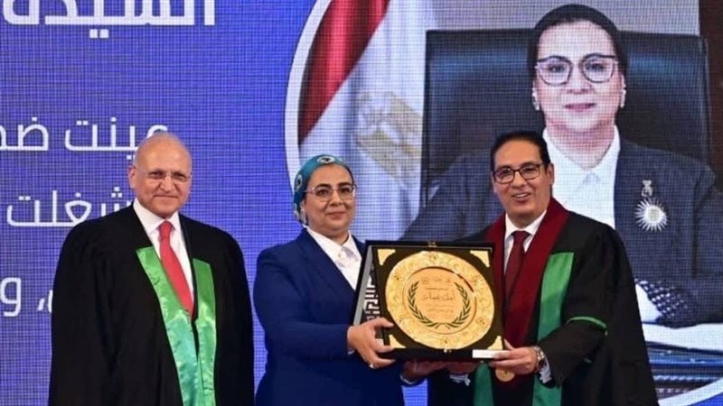 تكريم المستشارة أمل عمار 