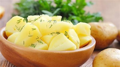 هل يجب على مرضى السكري الامتناع عن البطاطس؟.. الخبراء يحسمون الجدل
