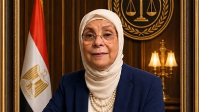 مفتي الجمهورية يهنئ المستشارة هدى عيسى بمناسبة توليها النيابة الإدارية