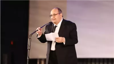 ذكرى ميلاد وحيد حامد .. تأثر بـ شكسبير وظهر في مشهد مع الزعيم عادل إمام