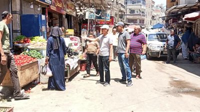 رفع الإشغالات من شوارع كفر الدوار في حملة مكبرة لإعادة الانضباط       