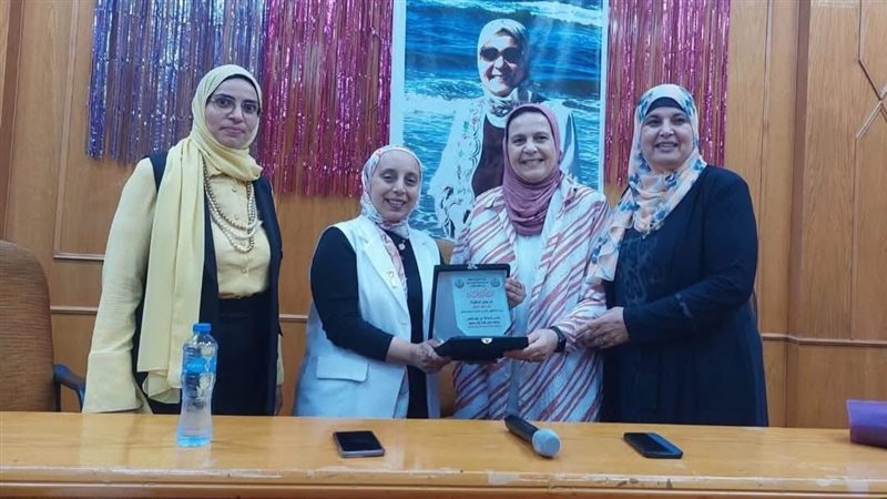 صحة الإسماعيلية تكرِّم