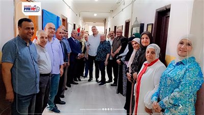 قبيصي يكرم 12 موظفًا مثاليًا بديوان تعليم الفيوم تقديرًا للتميز والإخلاص 
