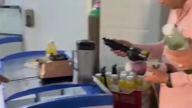مصنع مخالف للمواصفات