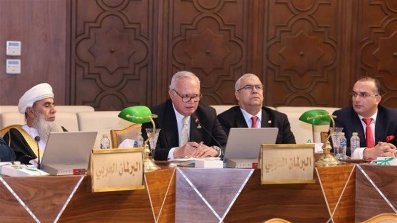 السفير محمد العرابي عضو مجلس الشيوخ