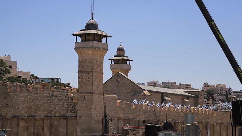 تقييد استخدام مكبرات