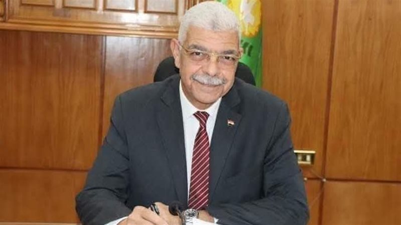 الدكتور أحمد فرج