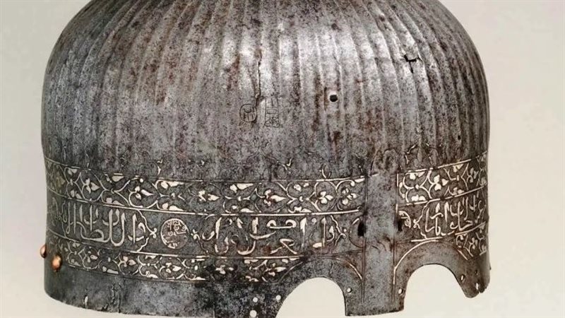 خوذة عثمان بن أرطغرل