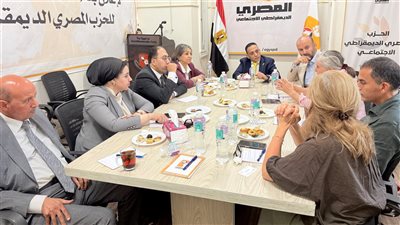 وفد من مجموعة بالبرلمان الأوروبي يزور الحزب المصري الديمقراطي