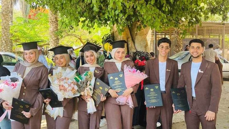 الطلاب