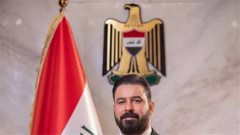 علي الزيدي رئيس وزراء العراق 