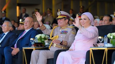 السيدة انتصار السيسي: افتتاح القيادة الاستراتيجية يجسد رؤية تضع أمن مصر واستقرارها في مقدمة الأولويات