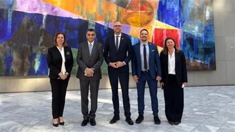 المائدة المستديرة