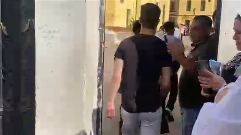 جانب من التوافد 