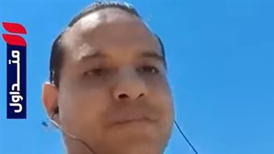 شاب يوثق اعتداء والده عليه بالشيخ زايد: «حاول يخبطني بالعربية وكان هيموتني»