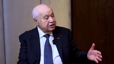 طلال أبو غزاله: وعدت والدي على متن باخرة التهجير أن أنتصر بالعلم 