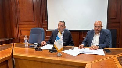 شراكة بين 