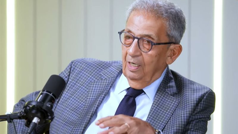 عمرو موسى