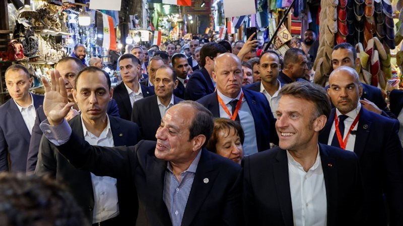 ماكرون والرئيس السيسي