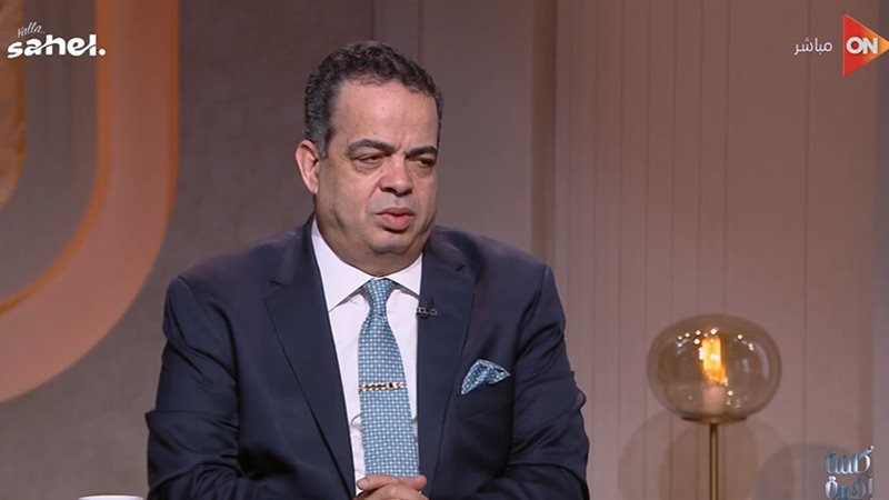 عصام هلال 