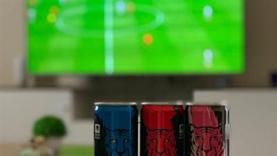 شجع واستمتع.. 5 مشروبات تحسن مزاجك أثناء متابعة المباريات