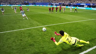مصطفى شوبير يدفع ميسي لكتابة أقبح رقم في تاريخ كأس العالم