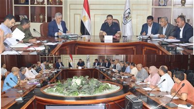 بنى سويف: استعدادات مكثفة لتنفيذ الخطة الاستثمارية للعام المالي الجديد 