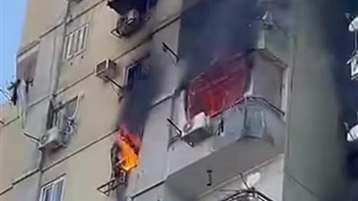 شاهد عيان: سيدة العمرانية رمت أطفالها من الدور السابع والشقة تفحمت بالكامل 