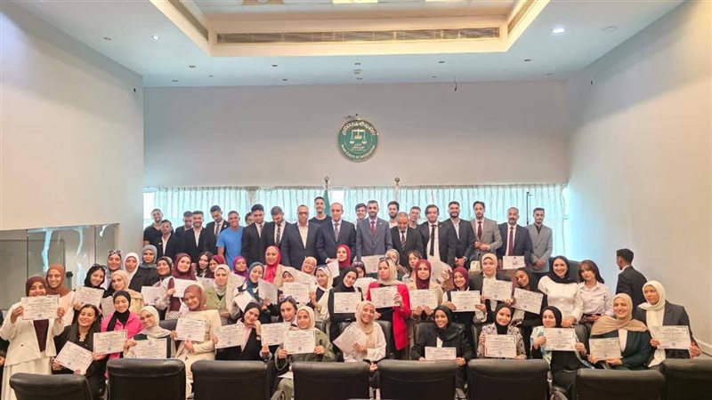 طلاب جامعة القاهرة