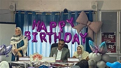 تكريم مدير إدارة الأمراض المشتركة ببيطري دمياط بمناسبة بلوغها سن التقاعد 