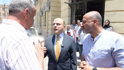 استجابة عاجلة لشكاوى المواطنين.. مياه الغربية تدفع بمعدات وفرق فنية لإنهاء طفح