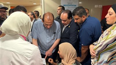 نائب وزير الصحة يتفقد المنشآت الطبية بالإسماعيلية ويشدد على رفع جودة الخدمات