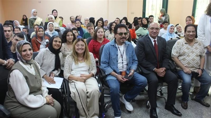 الفنان محمد رياض