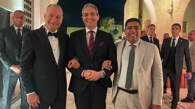 نقيب الإعلاميين والنائب