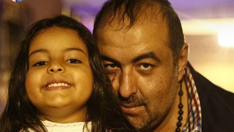 سامح عبدالعزيز وابنته