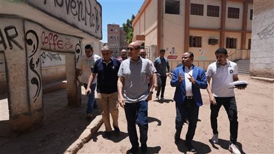 محافظ أسيوط يتفقد مركز التنمية الشبابية بصدفا ويوجه بتعظيم الاستفادة من أصوله 