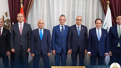 وزير شئون المجالس النيابية يلتقي رئيس مجلس الدولة لتهنئته بتوليه مهام منصبه