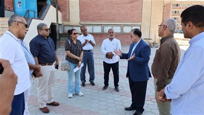 رئيس جامعة قنا يتابع تطوير محيط كلية التربية النوعية 