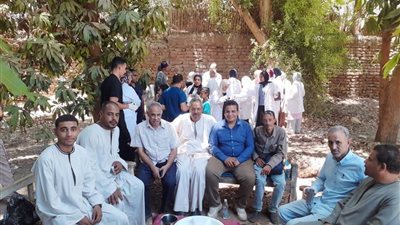 جامعة قنا تنظم قافلة بيطرية وزراعية بقرية القلمينا بمركز الوقف
