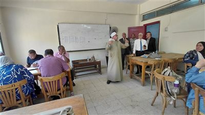 رئيس القاهرة الأزهرية يتابع جاهزية مراكز تصحيح امتحانات الثانوية الأزهرية