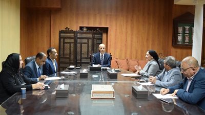طارق على : تطوير الخدمات المقدمة لطلاب المراكز التعليمية بجامعة بنى سويف 