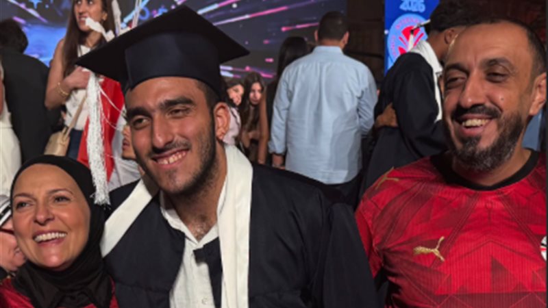 دعاء فاروق وعائلتها