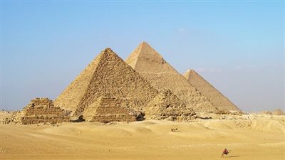 عمرو جزارين: أوراسكوم تستثمر 500 مليون جنيه لتحويل هضبة الجيزة إلى وجهة سياحية عالمية
