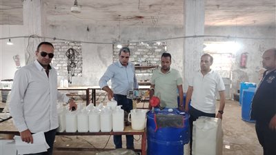 ضربة قوية لمافيا الغش التجاري.. ضبط مصنع غير مرخص بالنوبارية لتقليد المبيدات