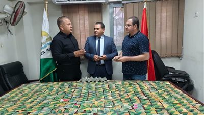 ضبط ٨١٢ بطاقة تموينية داخل مخبز بلدي بمنشأة القناطر وتحرير ٣١ مخالفة تموينية