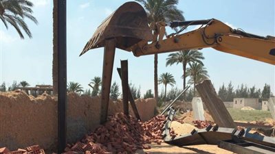 إحباط 11 حالة بناء مخالف وتعدٍ على الأراضي الزراعية بمركز السنطة خلال 24 ساعة