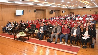 انطلاق المرحلة الرابعة بالمبادرة الوطنية للمشروعات الخضراء الذكية ببورسعيد 
